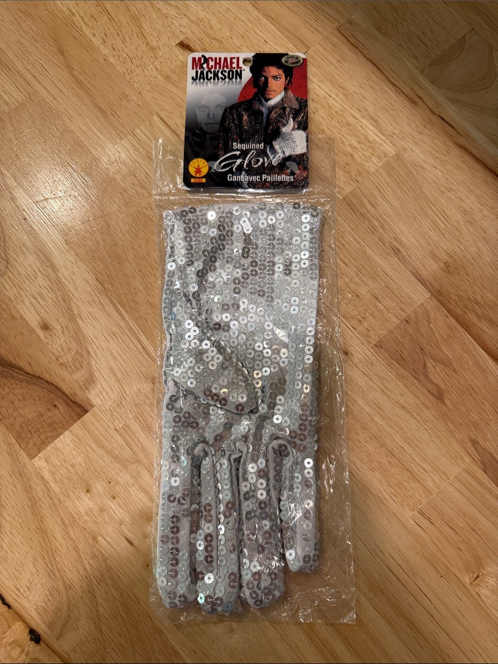 Michael Jackson Sequin Glove in Silver